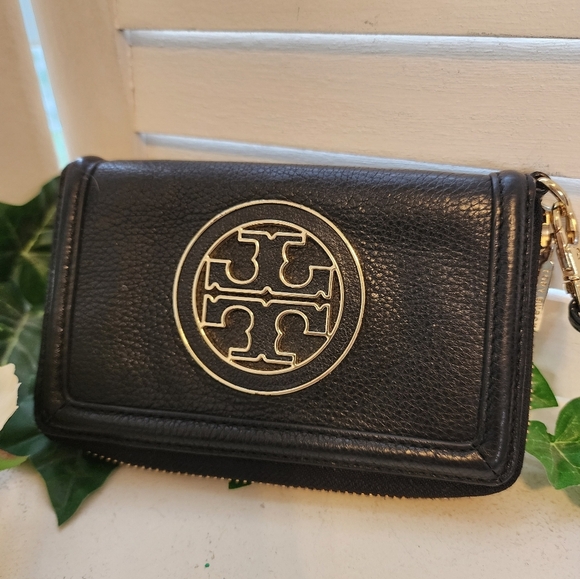 TORY BURCH BLACK/GOLD WRISTLET - Picture 5 of 8
